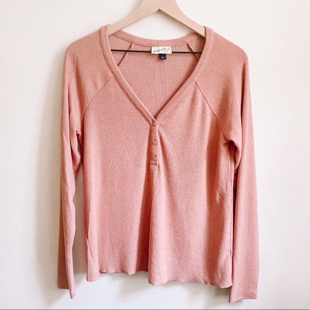 Universal Thread Henley in Dusty Rose NWOT